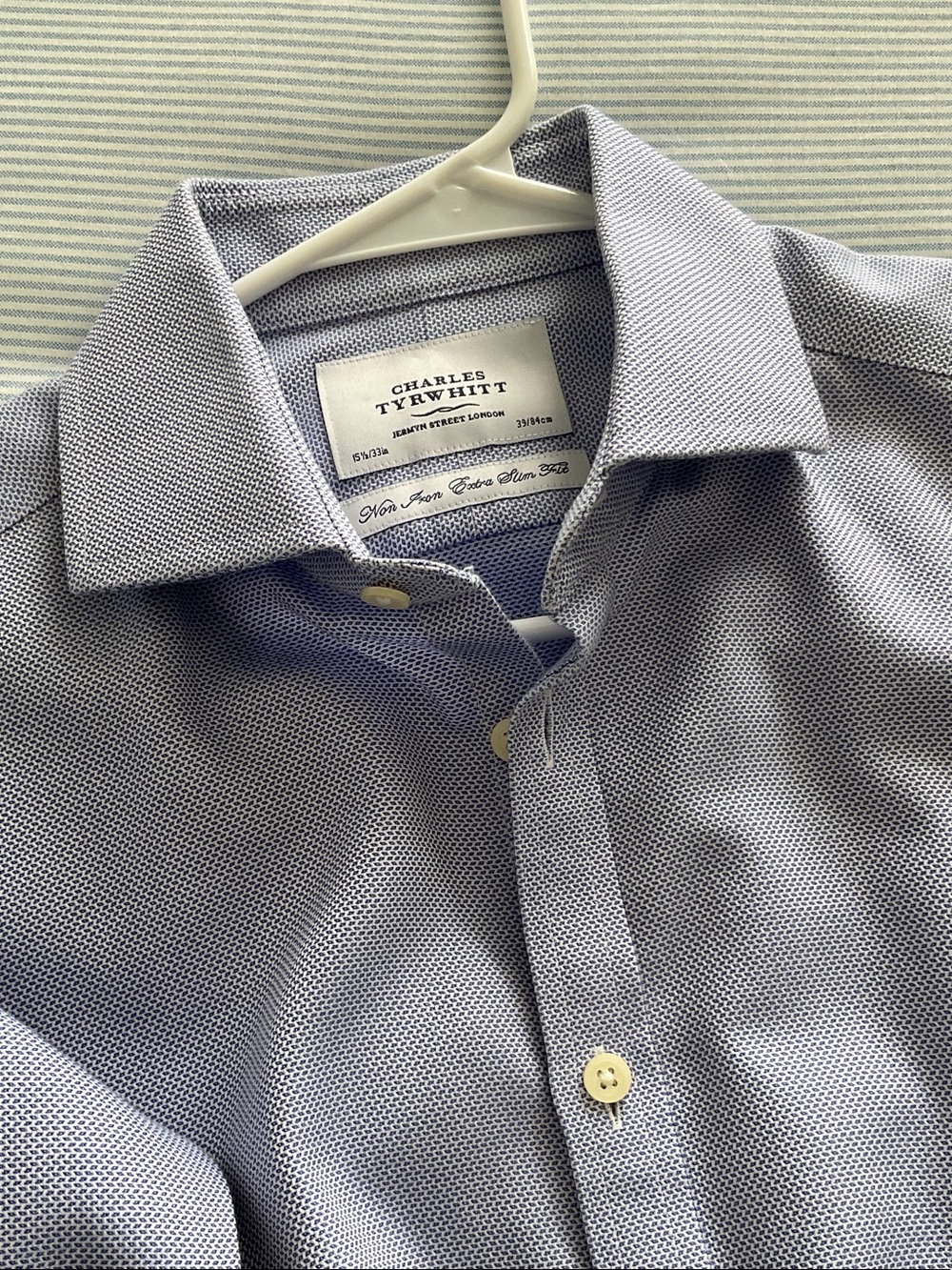 Charles Tyrwhitt Men's Navy-Blue Micro-Texture Dress Shirt 15.5